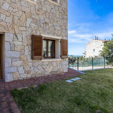 The Balcony - By Welcomely Apartamento Badesi